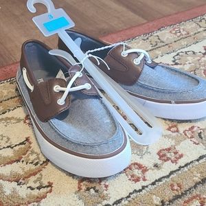 💋3/$30 Childrens place boys boat shoes